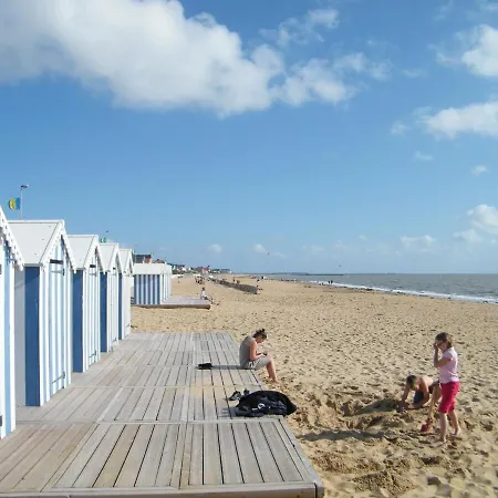 Jolie Maison Familiale A 400m De La Mer, Entre La Rochelle Et Chatelaillon Casa vacanze
